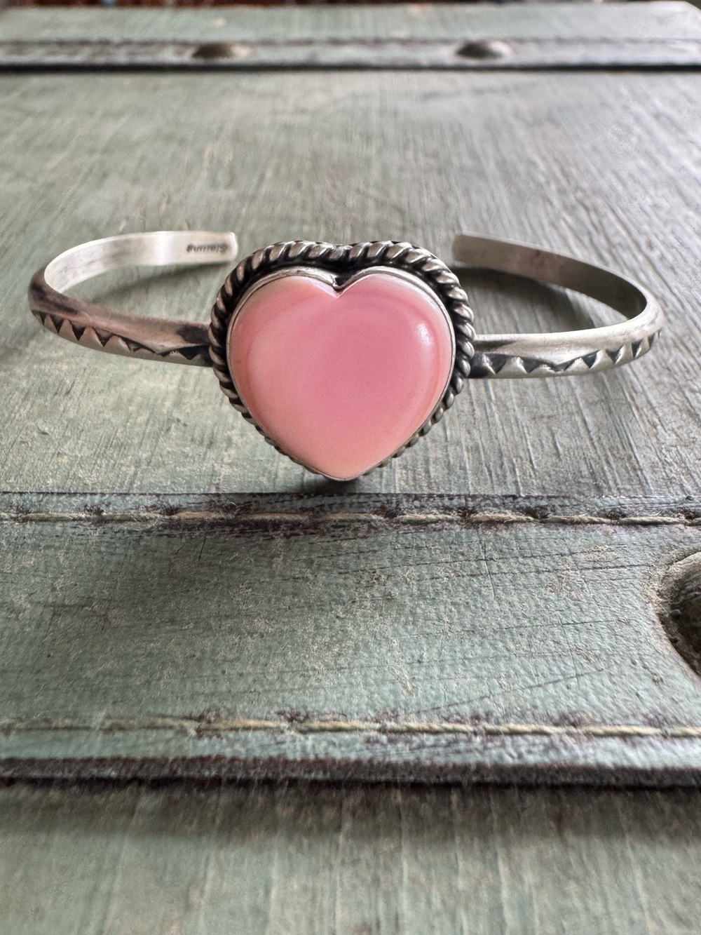 Donovan Skeets Pink Conch Heart Bracelet